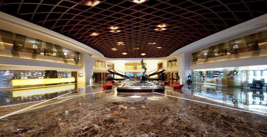 โตนิโนะ ลัมบอร์กีนี เลคไซด์ โฮเต็ล ฮวงชี Hotel Huangshi  ภายนอก รูปภาพ